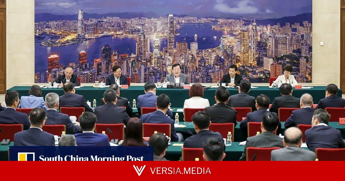 Xia Baolong urges lawmakers to ‘assume a greater role’ in helping Hong Kong leader