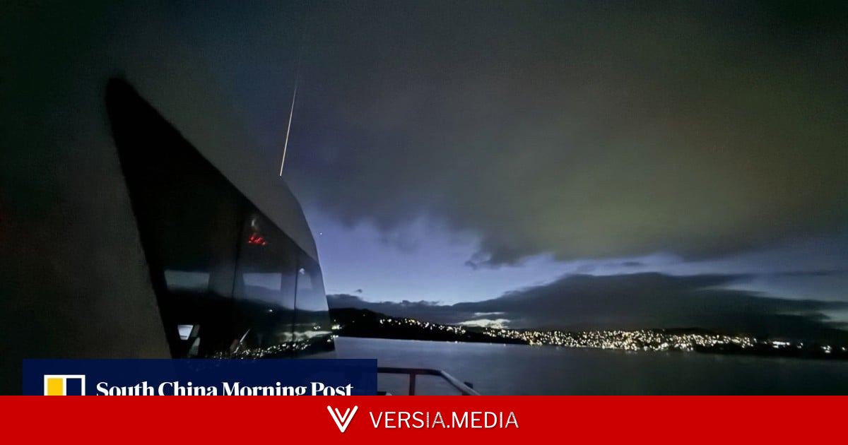 Hong Kong aurora-chasing tour group rescues 2 divers lost at sea in Australia